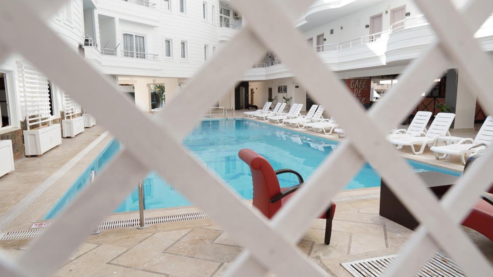 Club Efes Otel Силифке Екстериор снимка