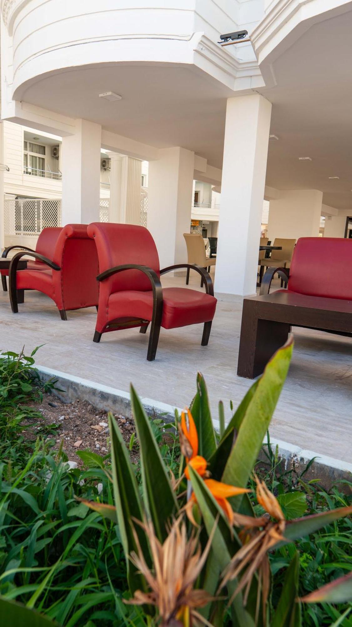 Club Efes Otel Силифке Екстериор снимка