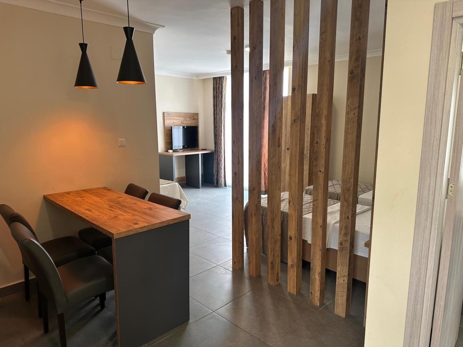Club Efes Otel Силифке Екстериор снимка