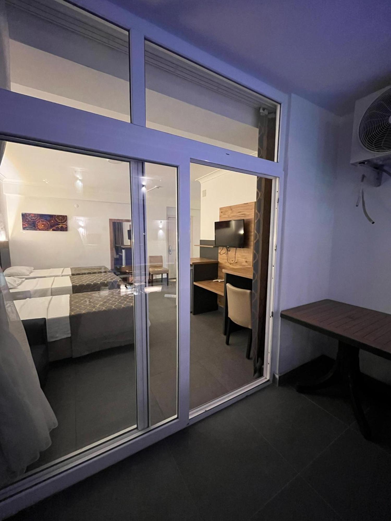 Club Efes Otel Силифке Екстериор снимка